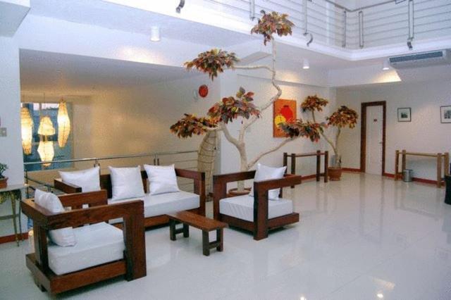Отель Ilocos Rosewell Экстерьер фото